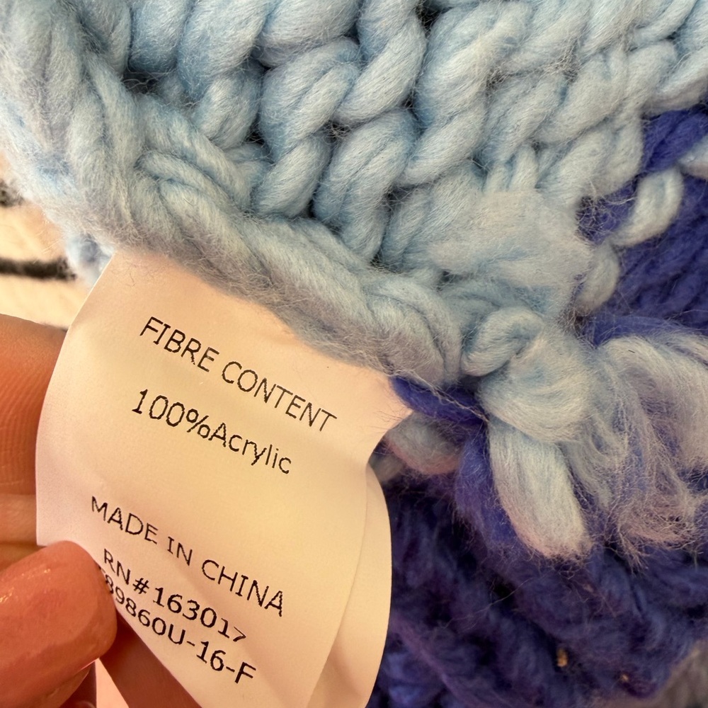 Princess Polly chunky Light Blue‎ and Dark Blue Cardigan size xs/s - Picture 6 of 6